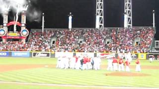 Cincinnati Reds Clinch The NL Central Best Ending Ever Jay Bruce WalkOff Homerun [upl. by Enilauqcaj]