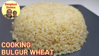 How to cook Bulgur Wheat  Akis Petretzikis [upl. by Irehs]