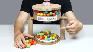 Wow Amazing DIY Gumball Automatic Machine from Cardboard [upl. by Lemaceon]