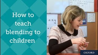 Read Write Inc Phonics Ruth Miskin on how to teach blending to children [upl. by Dweck546]