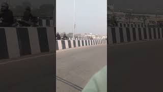 Varanasi cant flyover bridge par wrong side se jata jimmedar nagarik [upl. by Snah316]