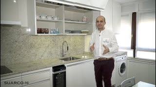 Cocina pequeña moderna estilo nordico MUEBLE ESPECIALES sin tiradores y encimera de granito [upl. by Osrit]