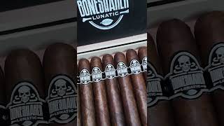 A JR Cigars Exclusive Lunatic Boneshaker Rich full maduro TheBlendingRoom [upl. by Broder384]