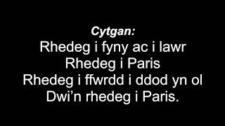 Rhedeg i Paris gyda llais a geiriau [upl. by Airat]