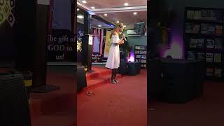 OMG 😱 😱😱 Aweinspiring Worship From Minister Daniella worshipmusic power hindi hindisong jesus [upl. by Kliment]