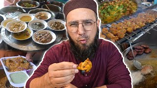 Massive Desi Food In Lahore  Hafiz Hotel Railway Station  Economical Food in Lahore [upl. by Alhan]