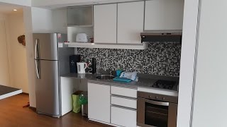 kitchenette cocina chica silestone REMODELAMOS TU COCINA TE 155 259 5800 [upl. by Ruhtua157]