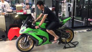 2011 ZX10R with Translogic Quickshifter [upl. by Reinert223]