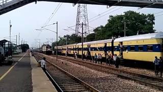 Awesome 12368 Vikramshila Express with Ghaziabad WAP7 30381 MPS [upl. by Hayila]