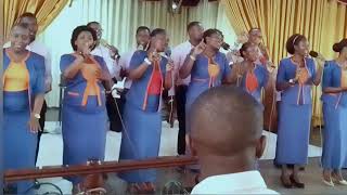 GETSEMAN MEMORY CHOIR Nyamirambo sda church bati Yesu warakoze [upl. by Dewhirst130]