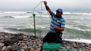 PESCADOR Experto Usa TÉCNICA Sorprendente de Como Colocar un Barreno dentro del Mar [upl. by Rola]