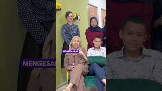 Pembaca Berita Kepala Batu  Makcik Limah Tercekik PART 1🤣 lawakspontan lawak [upl. by Questa]