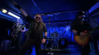 Kilpi  Sielut Iskee Tulta live  Bar Loose Helsinki 16112024 [upl. by Rodi]