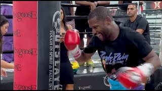 Floyd Mayweather UNLEASHES on Heavy Bag Ready to KO Gotti Full Workout [upl. by Takeo]