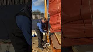 How to put a reef in on a Norfolk Broads sailboats Part One [upl. by Lidstone490]