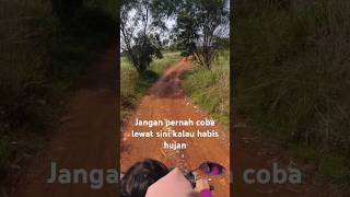 Berani Lewat Sini Habis Hujan trendingshorts youtubeshorts motovlog shortvideo tanahmerah [upl. by Kcirtemed332]