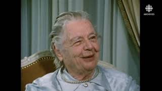 Entrevue avec Marguerite Yourcenar en 1985 [upl. by Ennaylloh]