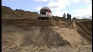 Mein Magirus Mercur 125  Steilabfahrt im Sand [upl. by Otnicaj121]