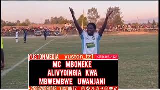 MC MBONEKE ALIVYOINGIA KWA MBWEMBWE UWANJANI [upl. by Elwira]