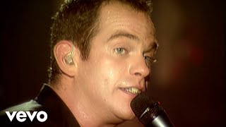 Garou  Lis dans mes yeux Live à Bercy [upl. by Alrahs]