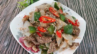 VIETNAMESE FOOD  Beef with Lemongrass and Chili  hoa kitchen [upl. by Lenci964]