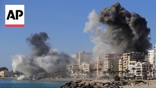 Video captures Israeli airstrikes in Tyre Lebanon [upl. by Frodin]