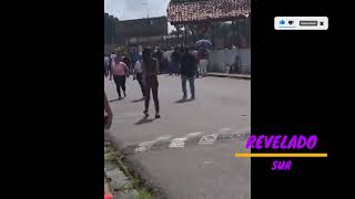 COLECTIVOS CHAVISTAS DISPARARON CONTRA ELECTORES DEL CENTRO DE VOTACIÓN CNF SIMONCITO MOSCÚ [upl. by Nylanaj]