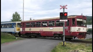 Železniční přejezd Bystřice pod Hostýnem 11052024 [upl. by Ahsinehs]