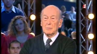 Valéry Giscard dEstaing  On n’est pas couché 18 décembre 2010 ONPC [upl. by Ettenaj620]