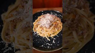 Pasta con ragù giallo alla bolognese recipe 🤤 Lionfield shorts italianfood [upl. by Imerej]