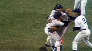 WS Gm6 Yankees win 1977 World Series [upl. by Ssegrub]