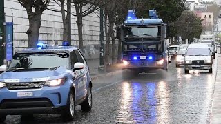 Coronavirus la polizia sanifica le strade di Napoli [upl. by Notsuj]