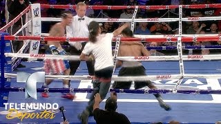 ¡increíble dos contra uno sobre el ring  Boxeo Telemundo  Telemundo Deportes [upl. by Tenaj]