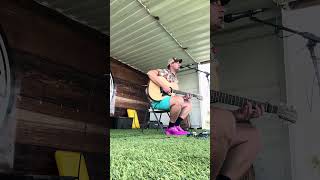 “don’t wanna die” live at farm 🍓 acoustic americansingers americansinger acousticguitar [upl. by Davie]