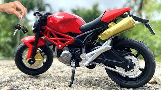 Unboxing of Scale 118 Model Ducati Monster  Miniature  Scale 112 Model  diecast bikes [upl. by Nnyleuqcaj]