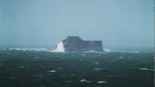 SaintMalo Fort de la Conchée 1726 Bretagne Grande marée High tide Sturmflut huge waves [upl. by Enetsirhc]