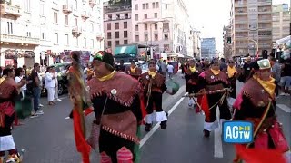 Milano canti e balli della tradizione boliviana per la festa della Madonna di Urkupina [upl. by Llenol]