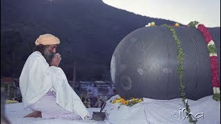 Dhyanalinga the makingA very rare old Sadhguru Video [upl. by Lebar]