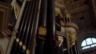 【Sydney Town Hall Organ】Demonstration of the 64 Contra Trombone [upl. by Erikson]