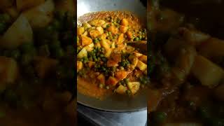 ALOO MATAR PANEER RECIPE ❤️ viralvideo viralshort viralshorts recipe food explore shorts [upl. by Sela]