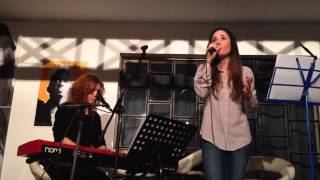 quot Someone like youquot cover FRANCES ISABEL et CORALIE VUILLEMIN au piano [upl. by Gaut145]