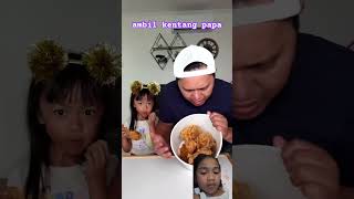 ambil kentang papa cutebaby cute mukbang ayam kentang kentucky ambil [upl. by Kassab222]