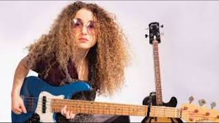 New Project Experimental  Tal Wilkenfeld amp Jeff Beck  Bass Solo  Extended   009G5 [upl. by Ljoka]