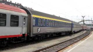 Express D346 quotDaciaquot Bucuresti  Wien hauled by Taurus ÖBB1116 at Wien Westbahnhof 1 [upl. by Evanthe399]