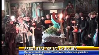 Preot beat quotcritaquot la slujba [upl. by Russom]