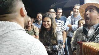 Pedro Cachadinha Henrique de Lindoso e Diana Fraga a Desgarrada nas Feiras Novas 2017 [upl. by Uzia]