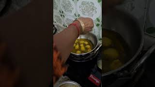 Kadhi Ke Liye Pakodi Tal Gyi [upl. by Azeret]