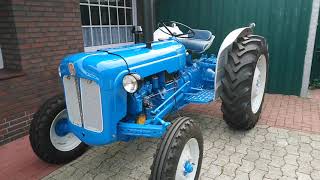 1958 Fordson Dexta warm start [upl. by Niklaus528]