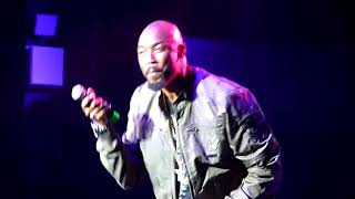 Montell Jordan quotThis Is How We Do Itquot Live from the 90s House Party in St Louis MO 09082018 [upl. by Dorelle]