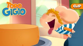 Chi ha rubato il formaggio 🧀  Topo Gigio Italiano 🐭 Cartone Animato Clip [upl. by Dame]